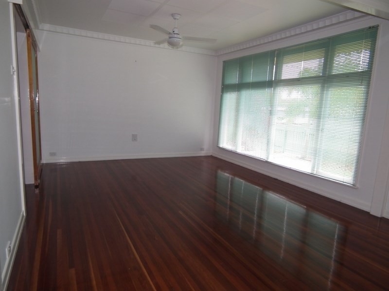 30 Burrum Street, Maryborough QLD 4650