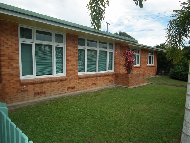 30 Burrum Street, Maryborough QLD 4650