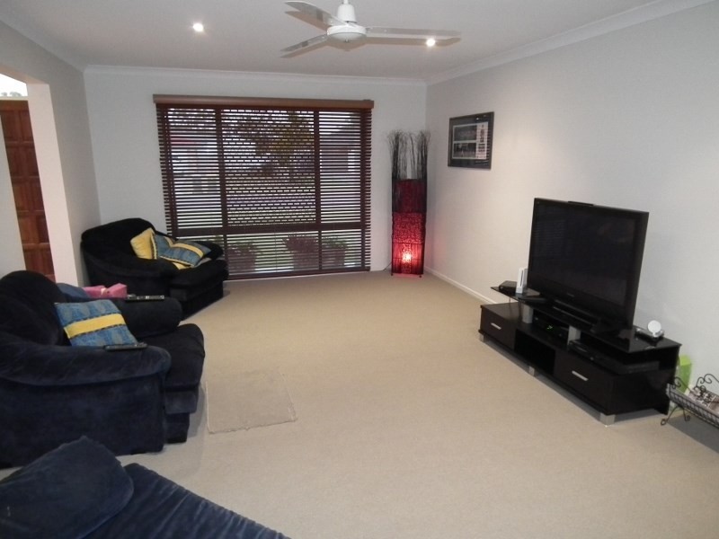 90 La Frantz Drive, Tinana QLD 4650