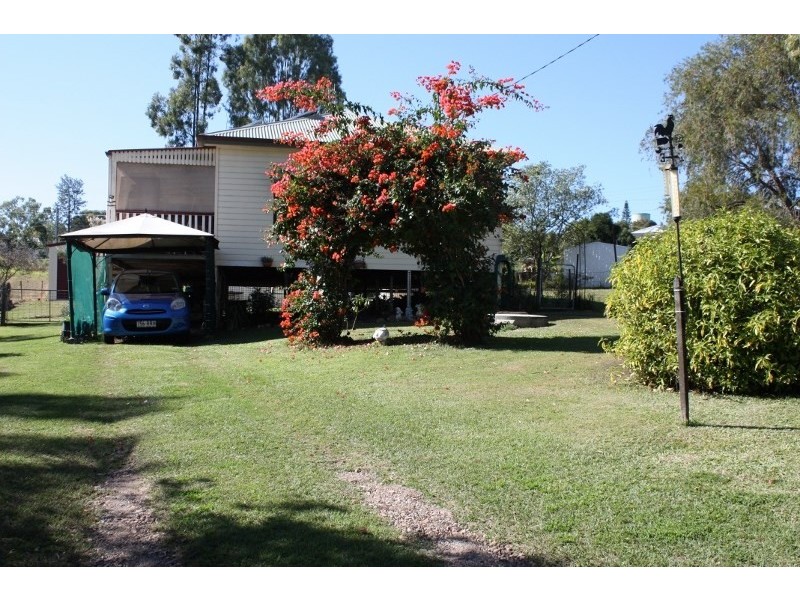 15 Larner Street, Tiaro QLD 4650