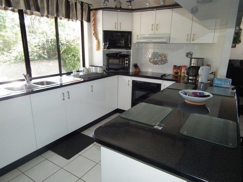 17 Lynton Court, Tinana QLD 4650