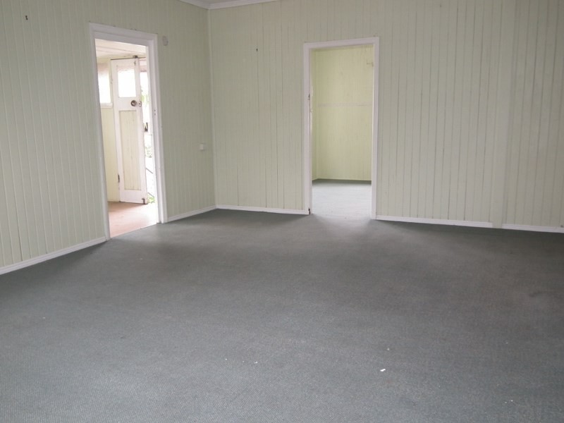 16 John Lane, Maryborough QLD 4650