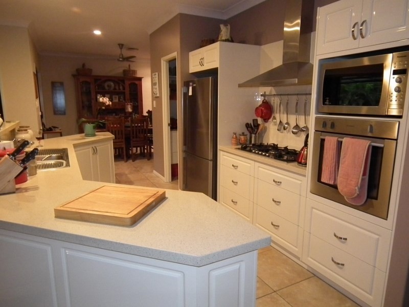 28 Brooke Court, Oakhurst QLD 4650