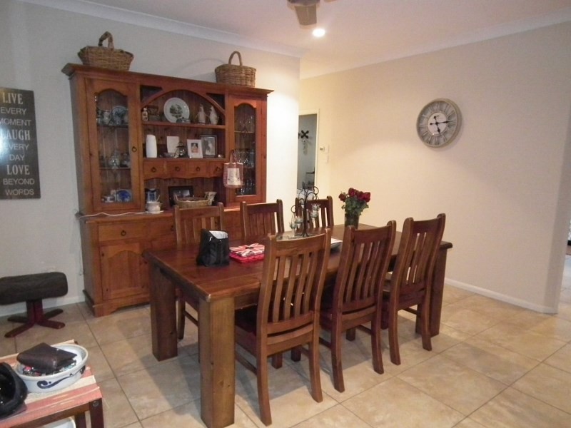 28 Brooke Court, Oakhurst QLD 4650