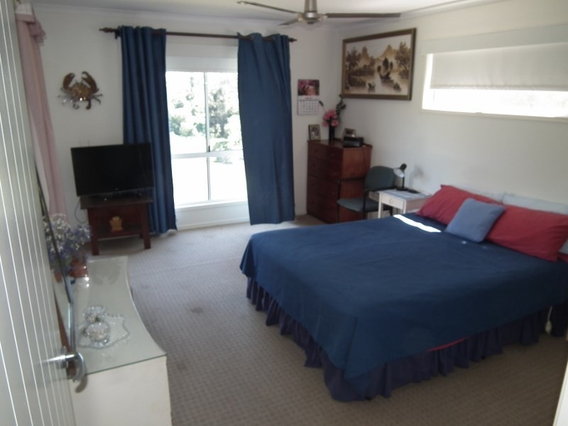 1 Smith Avenue, Tiaro QLD 4650