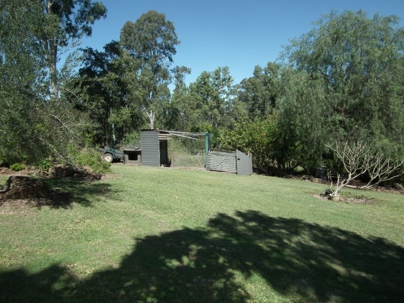 1 Smith Avenue, Tiaro QLD 4650