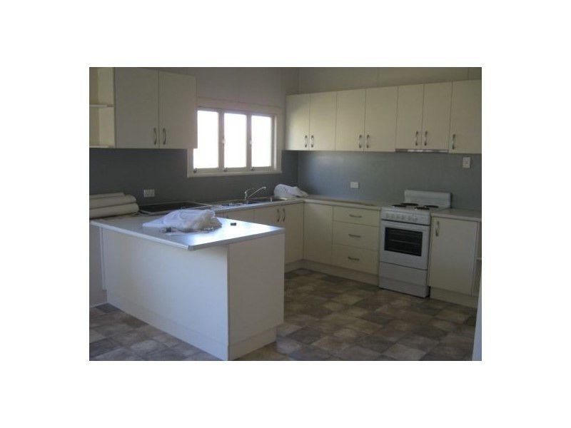 8 Buckler Street, Maryborough QLD 4650