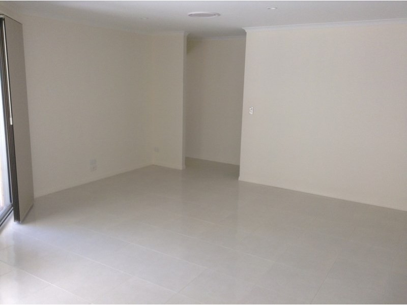 194 John Street, Maryborough QLD 4650