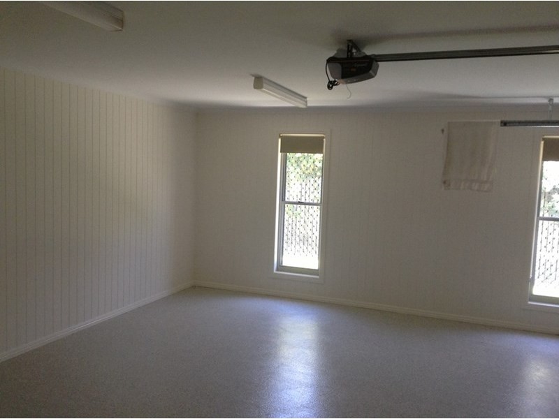 194 John Street, Maryborough QLD 4650