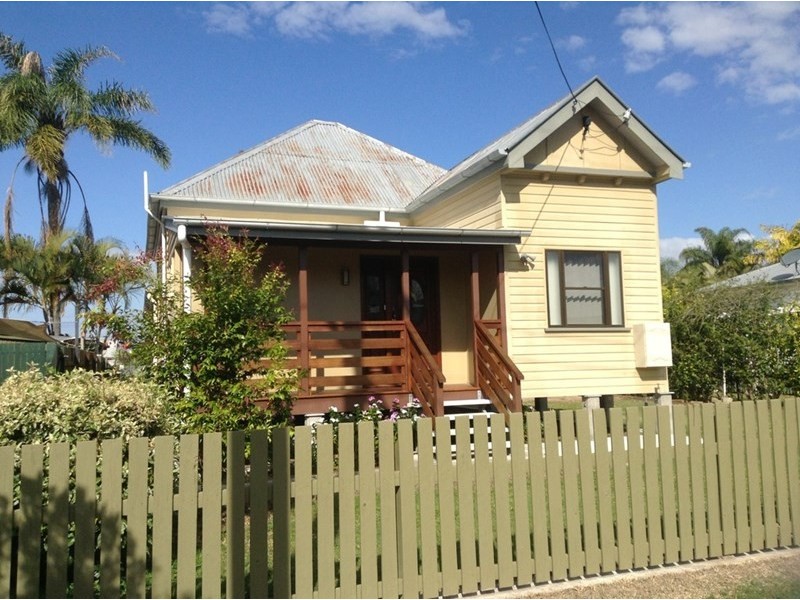 25 Wilson Street, Maryborough QLD 4650