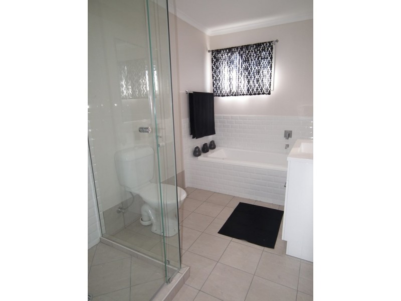 4 Gregory Court, Maryborough QLD 4650