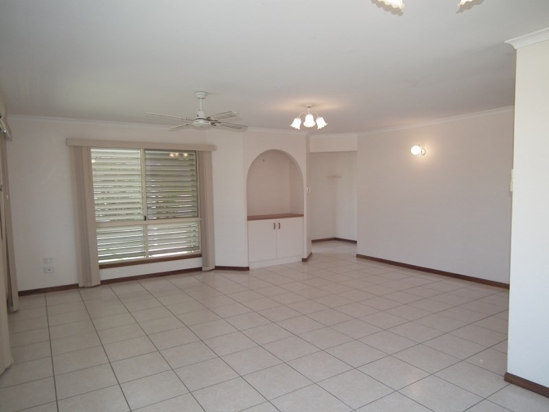 2 Greenway Court, Maryborough QLD 4650