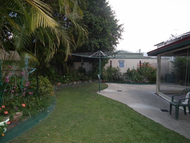 5 Fairlie Avenue, Maryborough QLD 4650