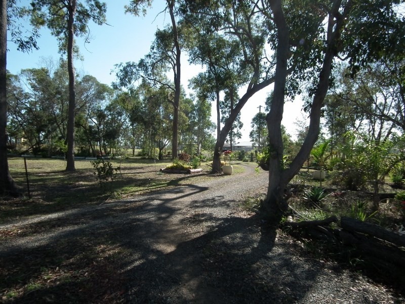 9 Leah Drive, Oakhurst QLD 4650