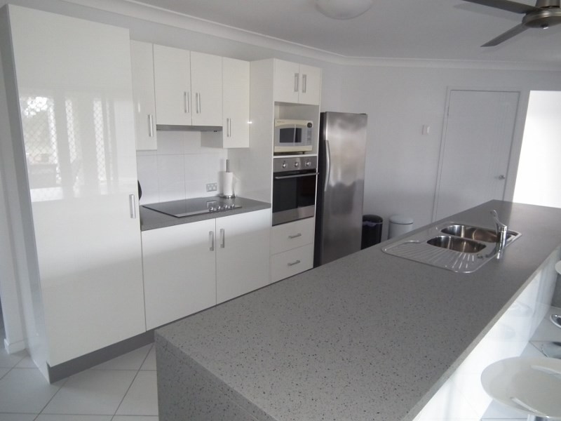 18 Wills Court, Oakhurst QLD 4650