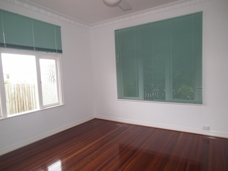 30 Burrum Street, Maryborough QLD 4650