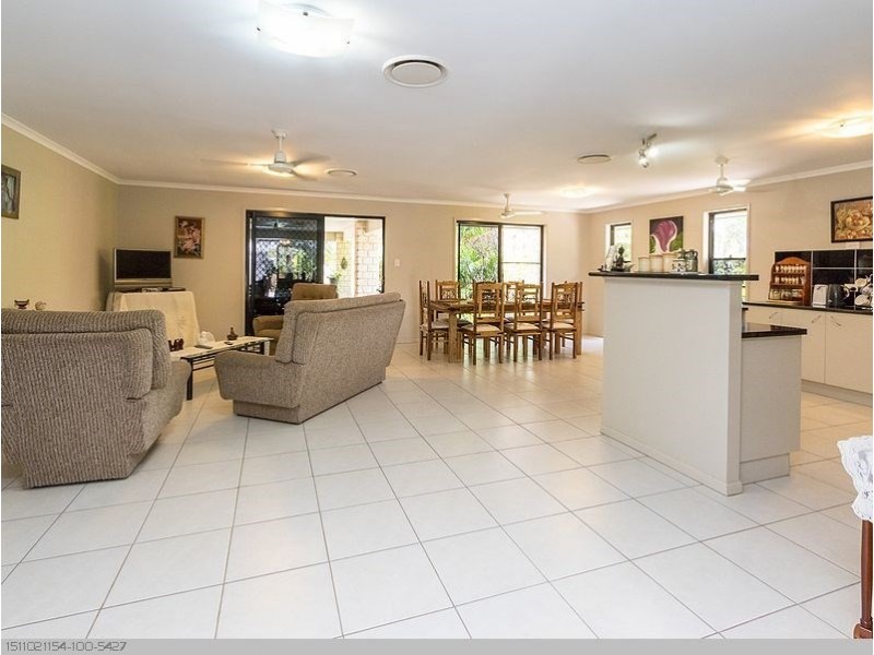 29 Cathryn Close, Oakhurst QLD 4650