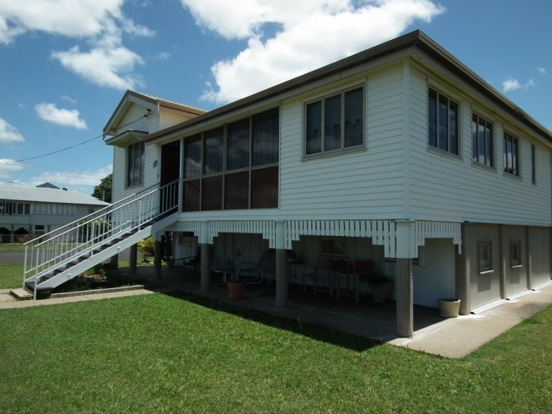 212 Tooley Street, Maryborough QLD 4650