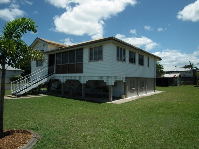 212 Tooley Street, Maryborough QLD 4650