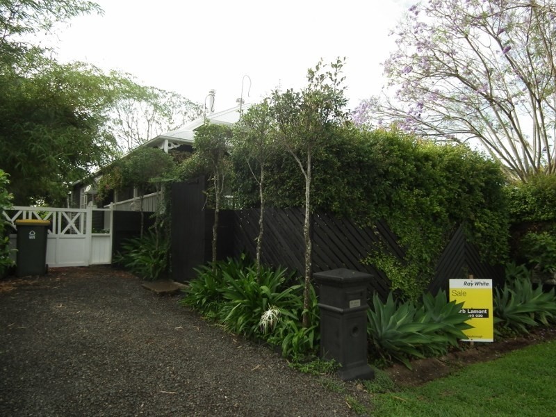 29 Lennox Street, Maryborough QLD 4650