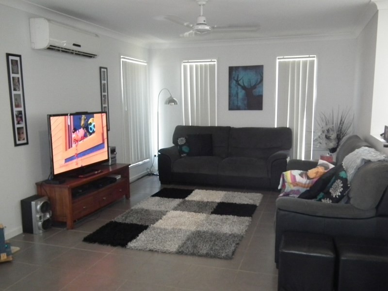 90 Tulipwood Drive, Tinana QLD 4650