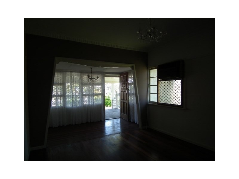 260 Walker Street, Maryborough QLD 4650