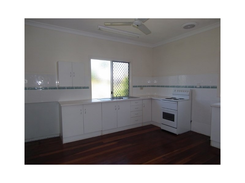 260 Walker Street, Maryborough QLD 4650