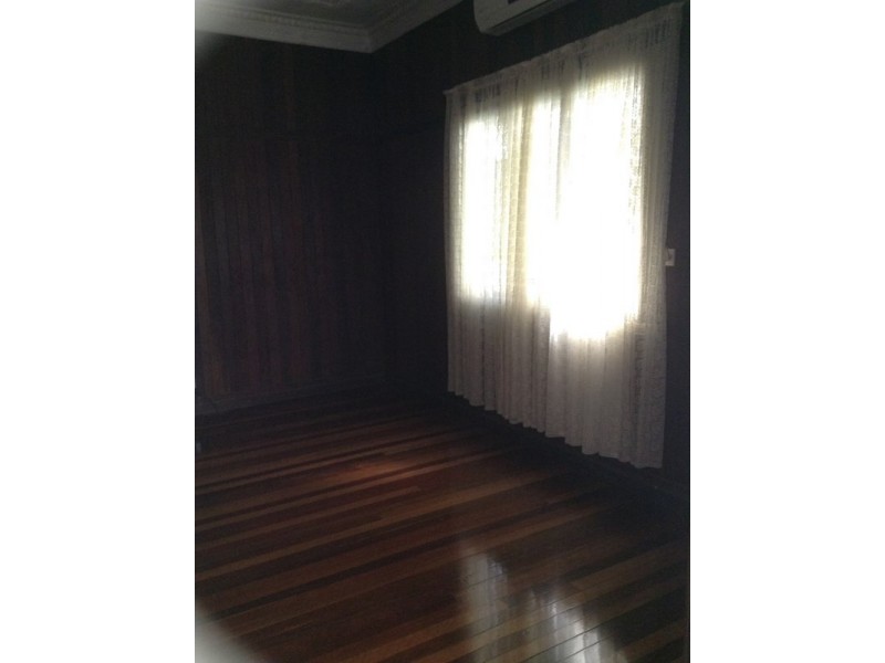 5 Unity Street, Maryborough QLD 4650