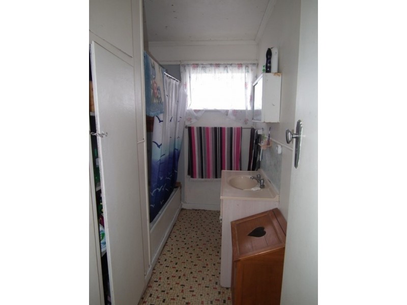 16 Wynne Parade, Maryborough QLD 4650