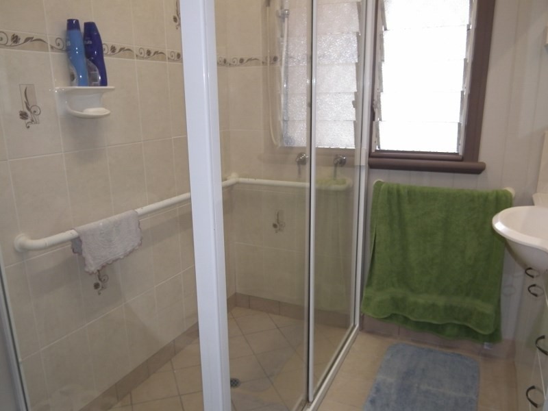 24 Cardigan Street, Granville QLD 4650