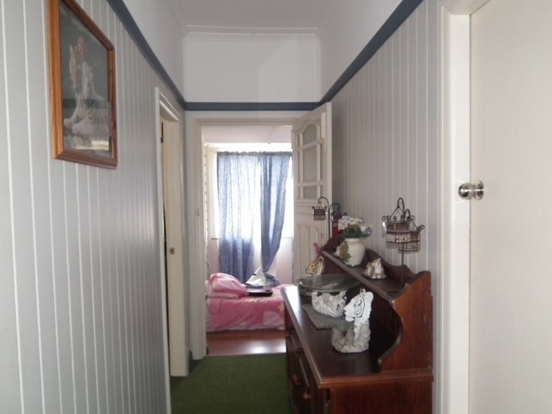 24 Cardigan Street, Granville QLD 4650