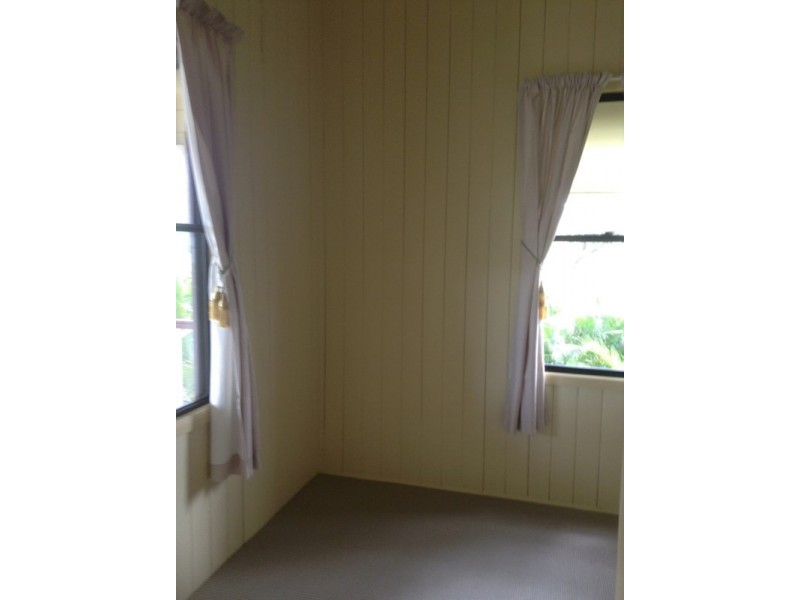 11 Crimmens Street, Maryborough QLD 4650