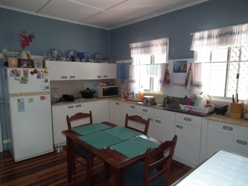 8 Dalglish Street, Maryborough QLD 4650