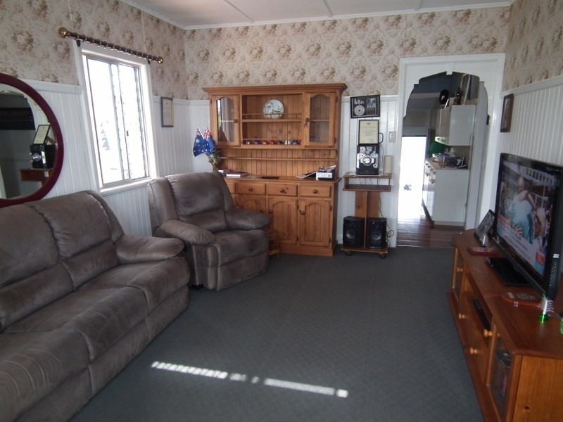 8 Dalglish Street, Maryborough QLD 4650