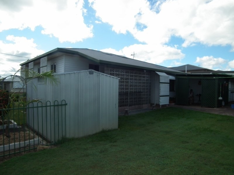 8 Dalglish Street, Maryborough QLD 4650