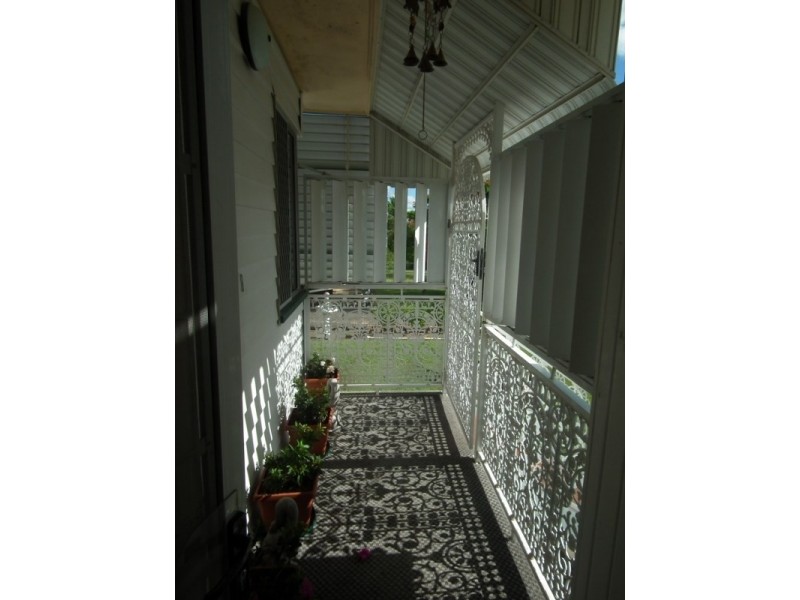 8 Dalglish Street, Maryborough QLD 4650