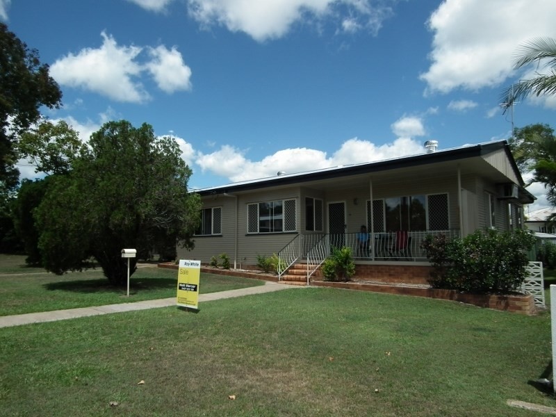 6 Wynne Parade, Maryborough QLD 4650