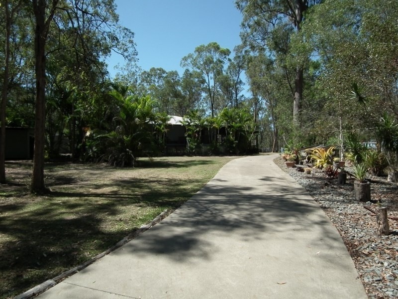 118 Philip Drive, Teddington QLD 4650