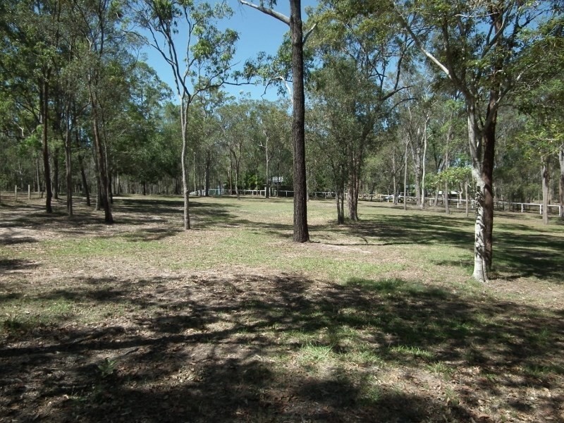 118 Philip Drive, Teddington QLD 4650