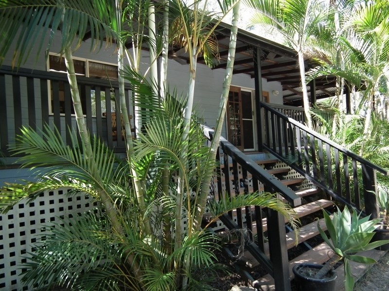 118 Philip Drive, Teddington QLD 4650