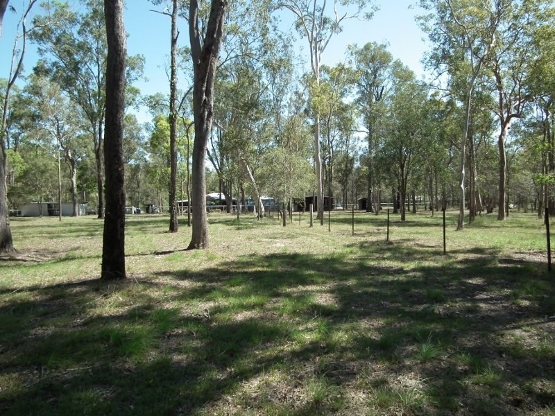 118 Philip Drive, Teddington QLD 4650