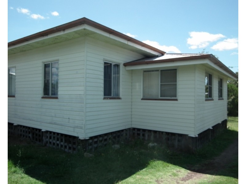 16 Carnarvon Street, Maryborough QLD 4650