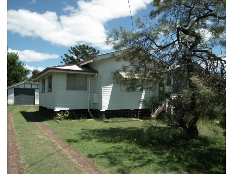 16 Carnarvon Street, Maryborough QLD 4650