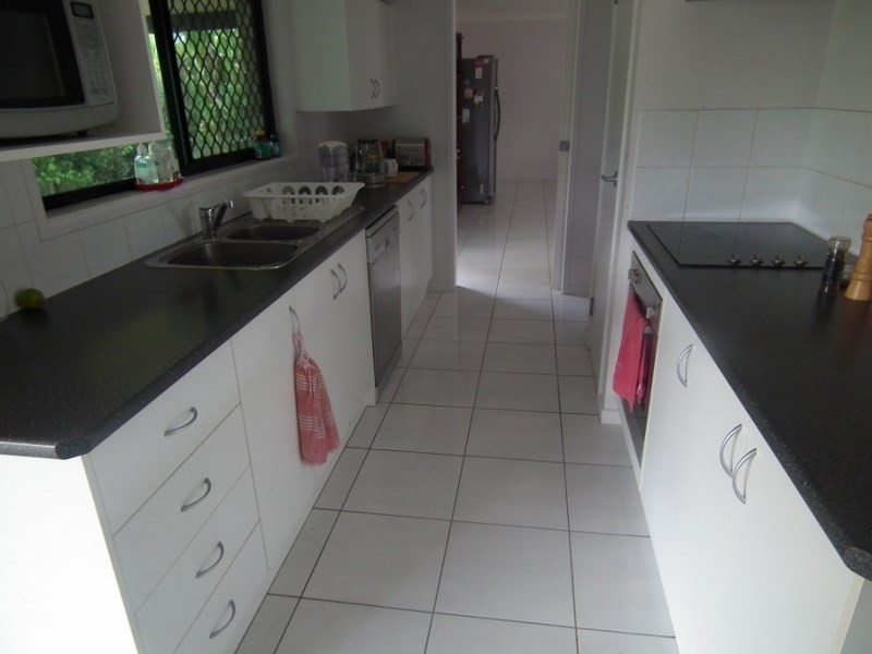 29 Lamerton Drive, Tinana QLD 4650