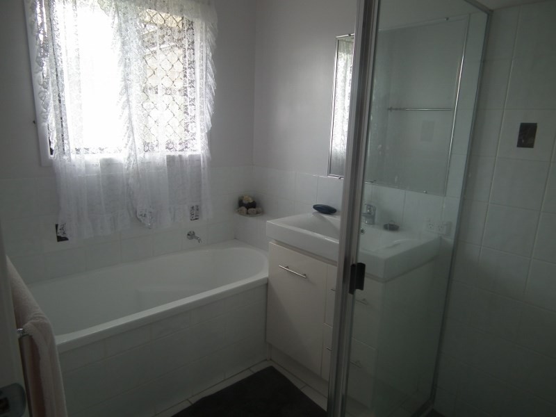 29 Lamerton Drive, Tinana QLD 4650