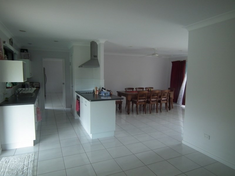 29 Lamerton Drive, Tinana QLD 4650