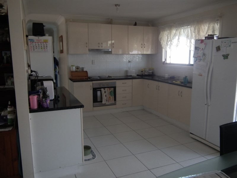 40 Herrenberg Street, Aldershot QLD 4650