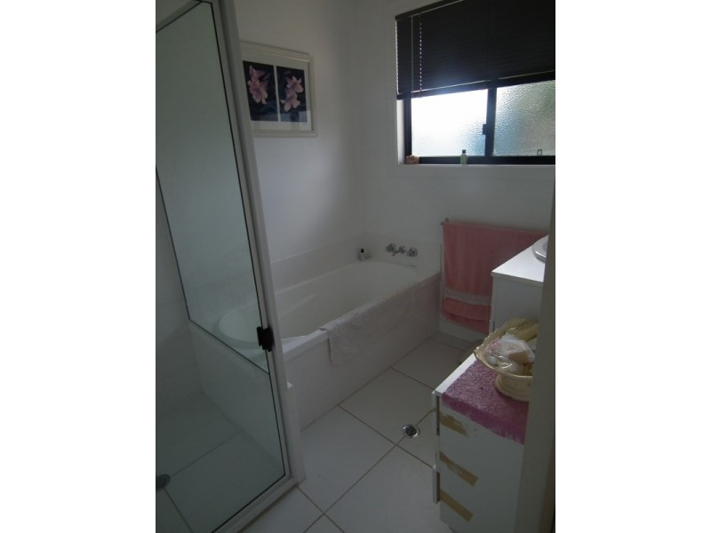 40 Herrenberg Street, Aldershot QLD 4650