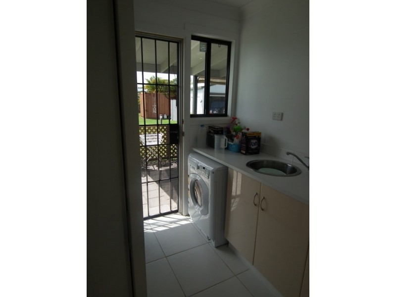 40 Herrenberg Street, Aldershot QLD 4650