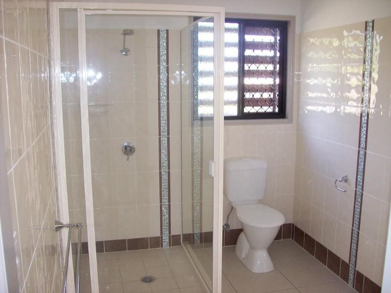 32-36 Regent Street, Granville QLD 4650